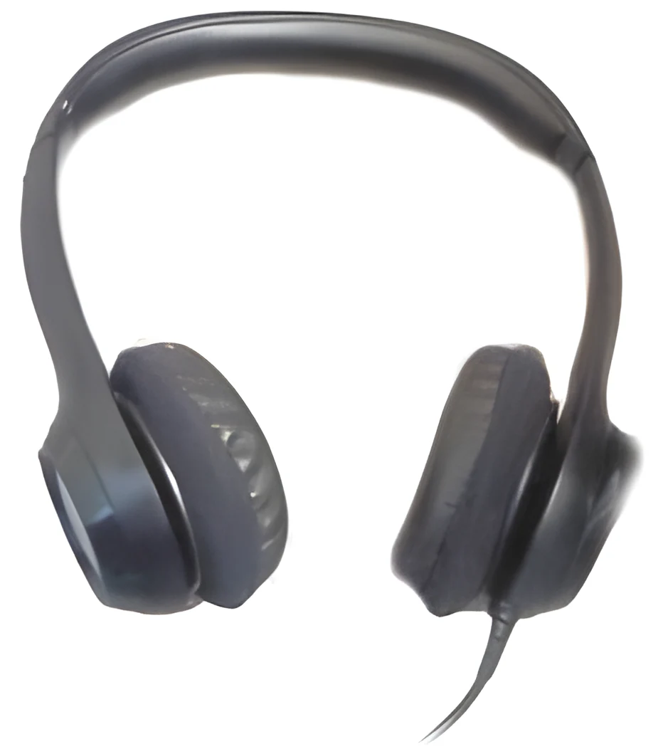 The same headphones after AI upscaling to 932 by 1052 pixels